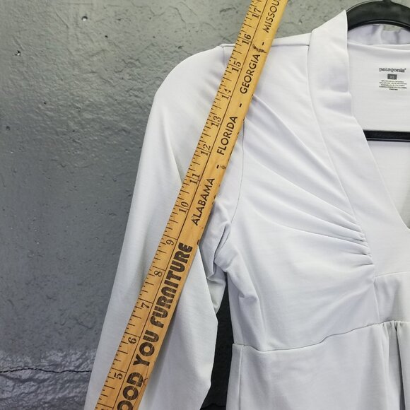Patagonia Respite Top Women's XS Well Worn Gray Stretch Ruched Front 3/4 Sleeve - Picture 12 of 13